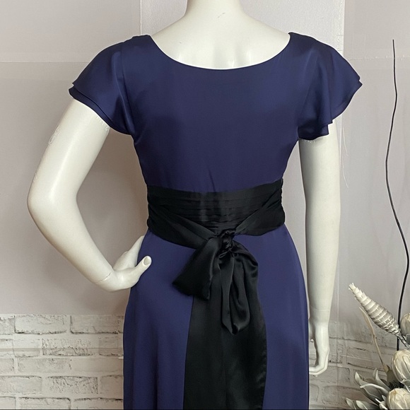 SOLD | BCBGMaxAzria Classic Evening Belted Dress - Picture 4 of 15